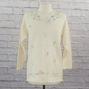 Vintage 90s Embroidered Floral Cotton Knit Sweater Medium